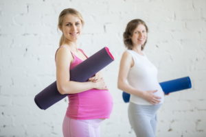 Pregnant women ready for exersise